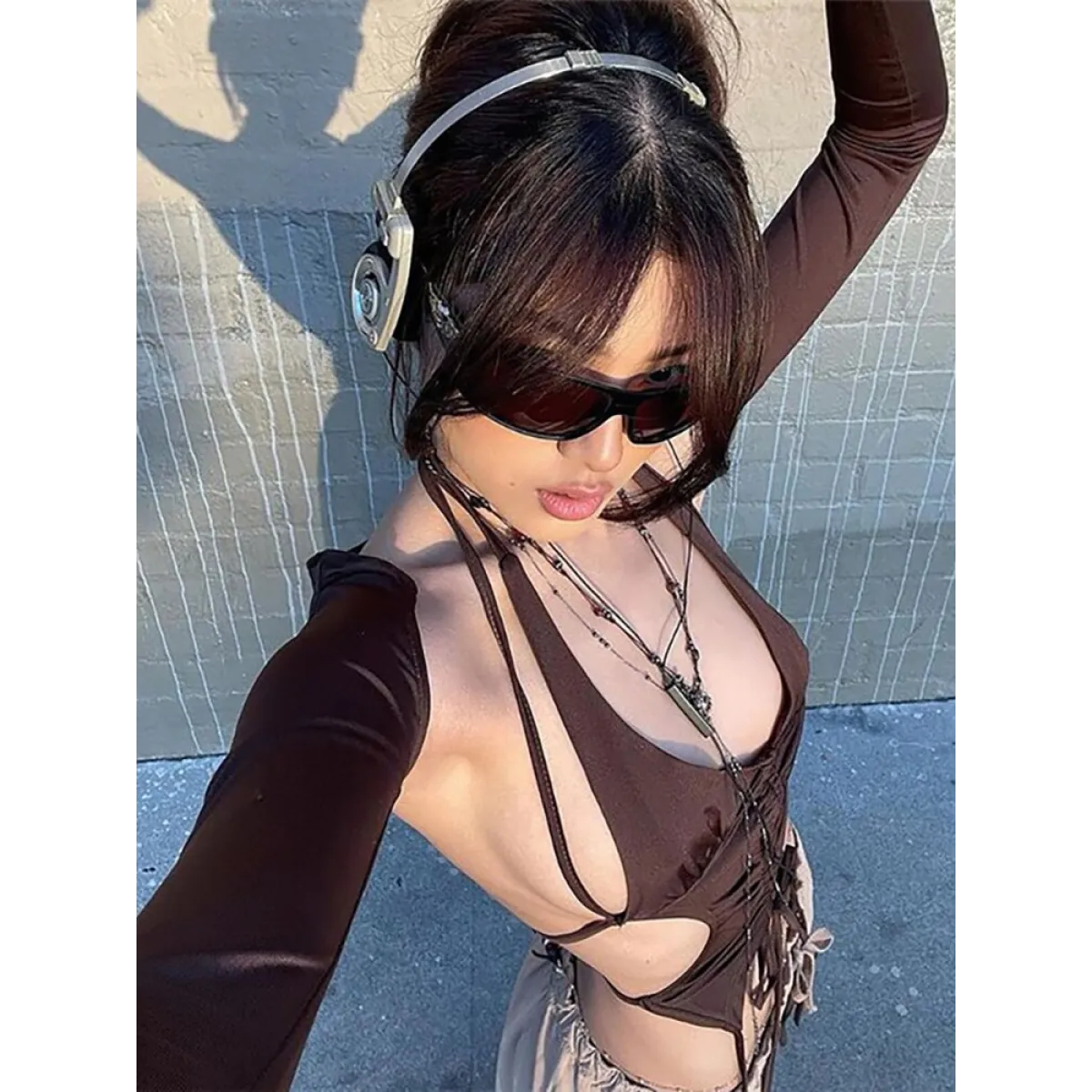 Backless Long Sleeve Crop Tops