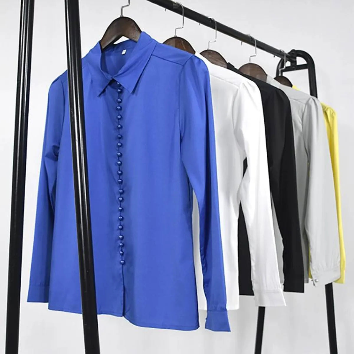 Women's Elegant Buttons Blouse