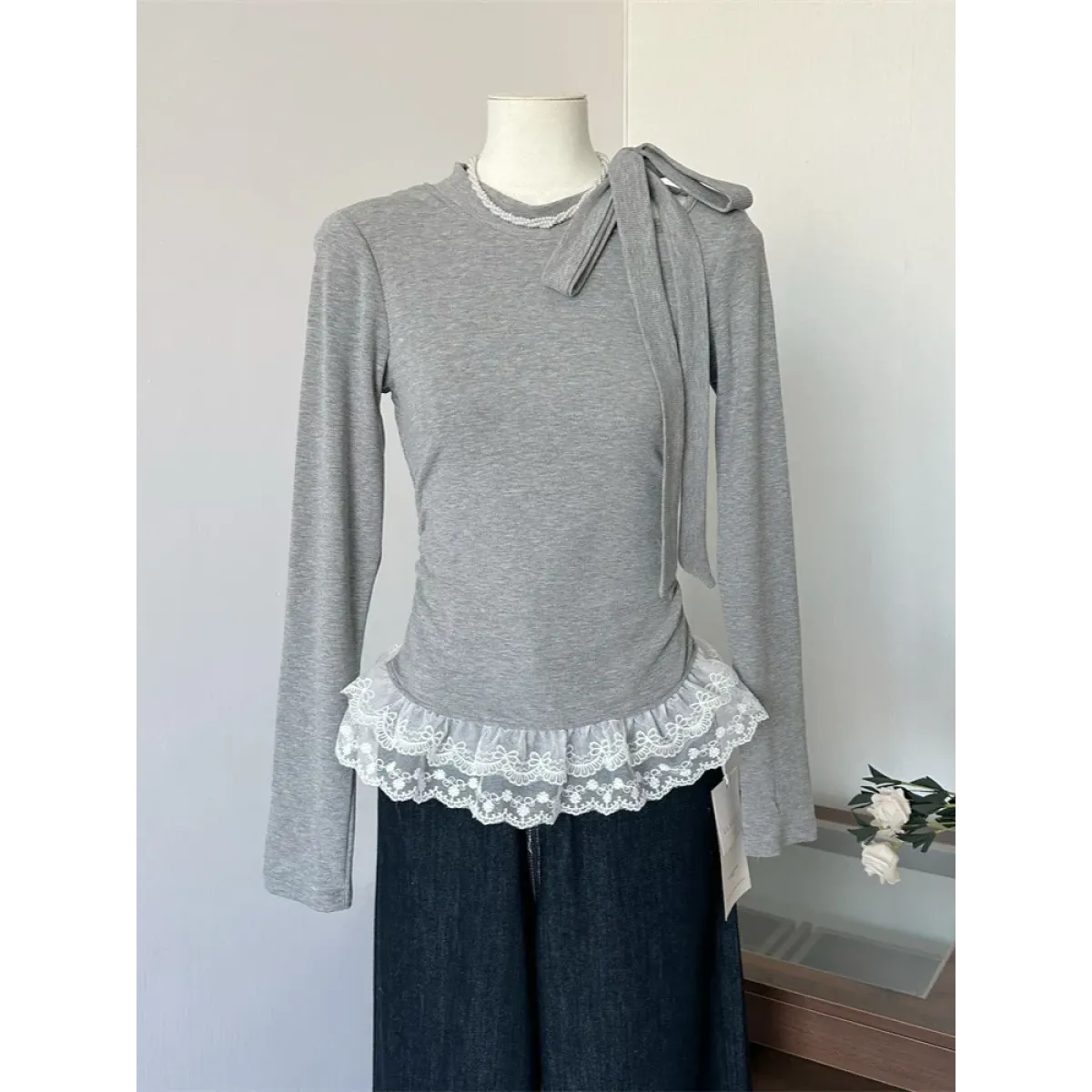 Bow Tie Lace Trim Top – Elegant Y2K Long Sleeve Blouse