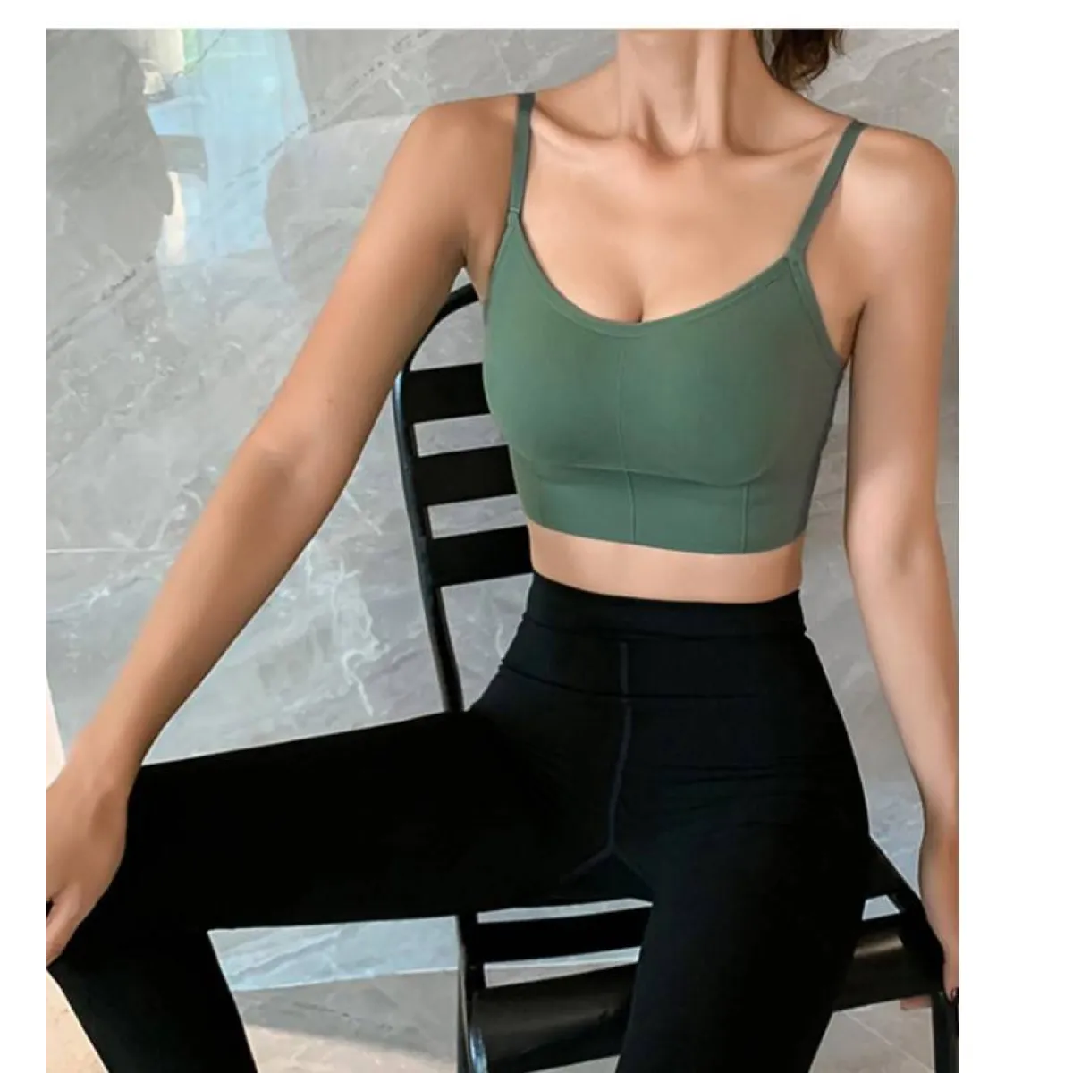 Women's Seamless Bralette with Removable Pads