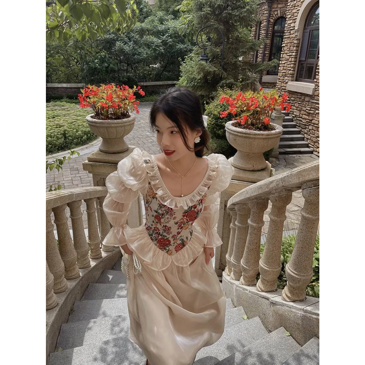 Vintage Floral Midi Dress