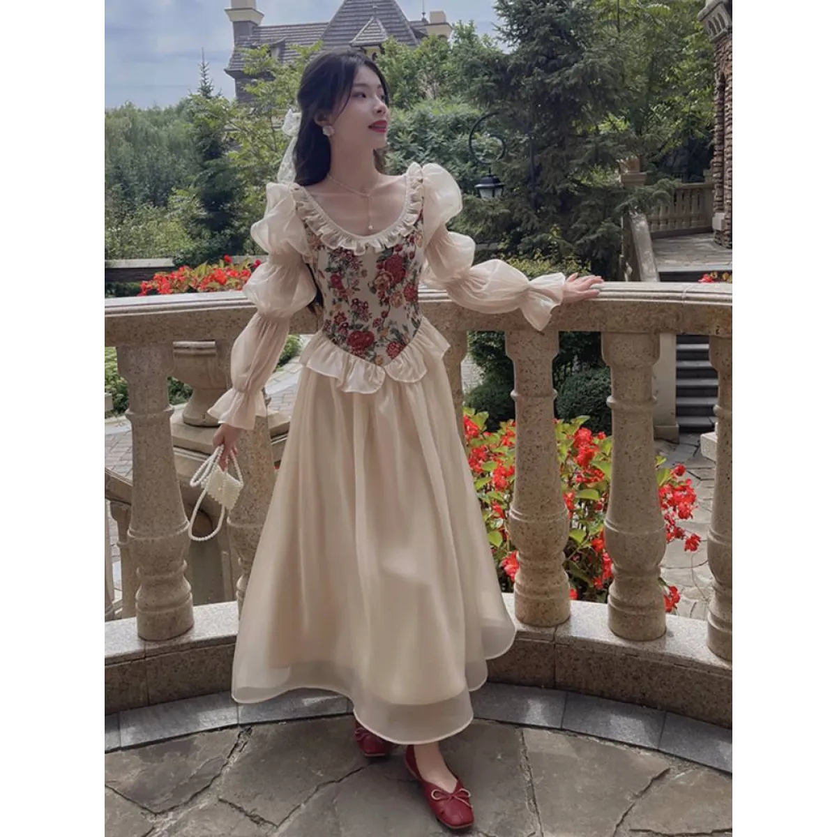 Vintage Floral Midi Dress