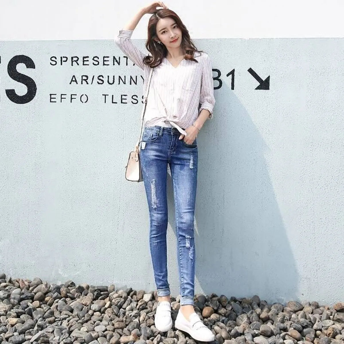 Vintage High Waisted Ripped Jeans