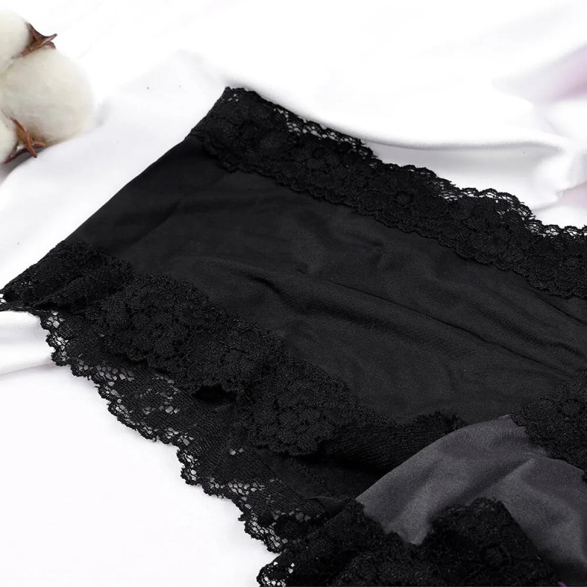 Cheeky Panties - 4 Pack