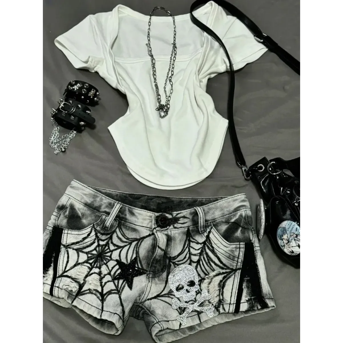 Y2K Punk Spider Web Denim Shorts – Low Waist Skull Star Print