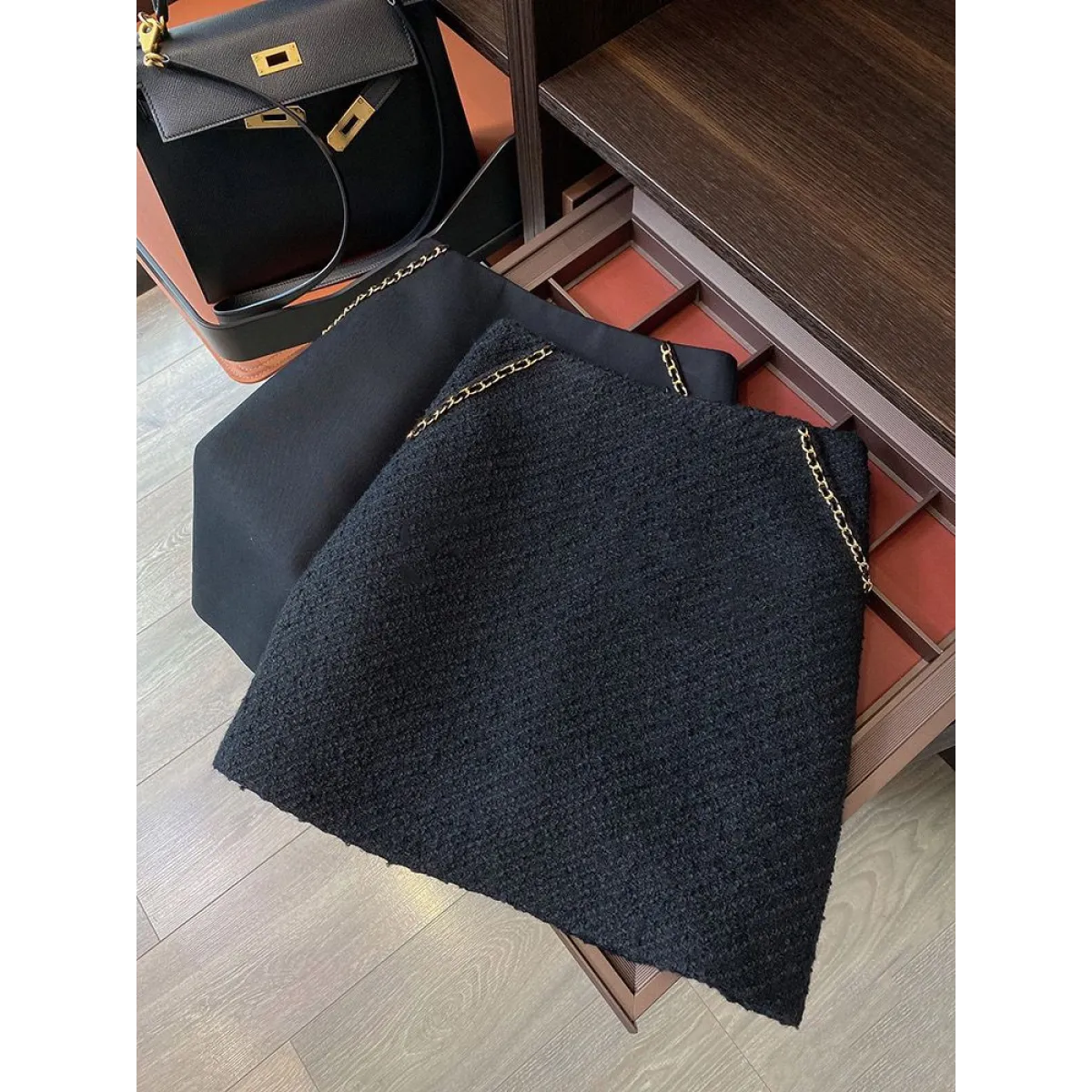 Women's Mini Tweed Skirt