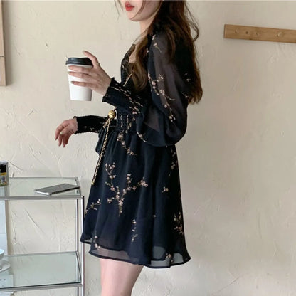 Vintage Flower Puff Sleeve Dress
