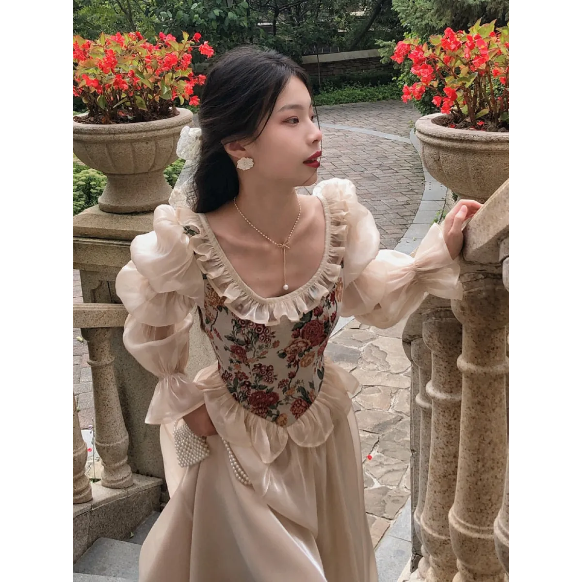 Vintage Floral Midi Dress