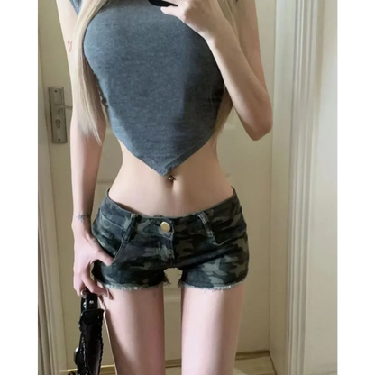 Y2K Grunge Camo Denim Shorts – Vintage Low Waist Bodycon Jeans