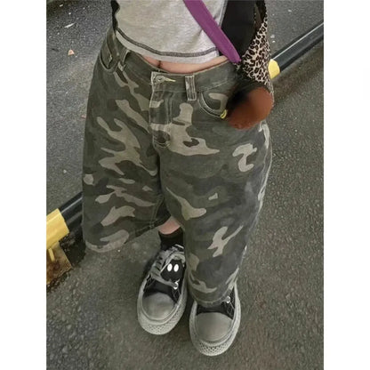 Camouflage Wide-Leg Denim Shorts – Y2K Vintage Streetwear